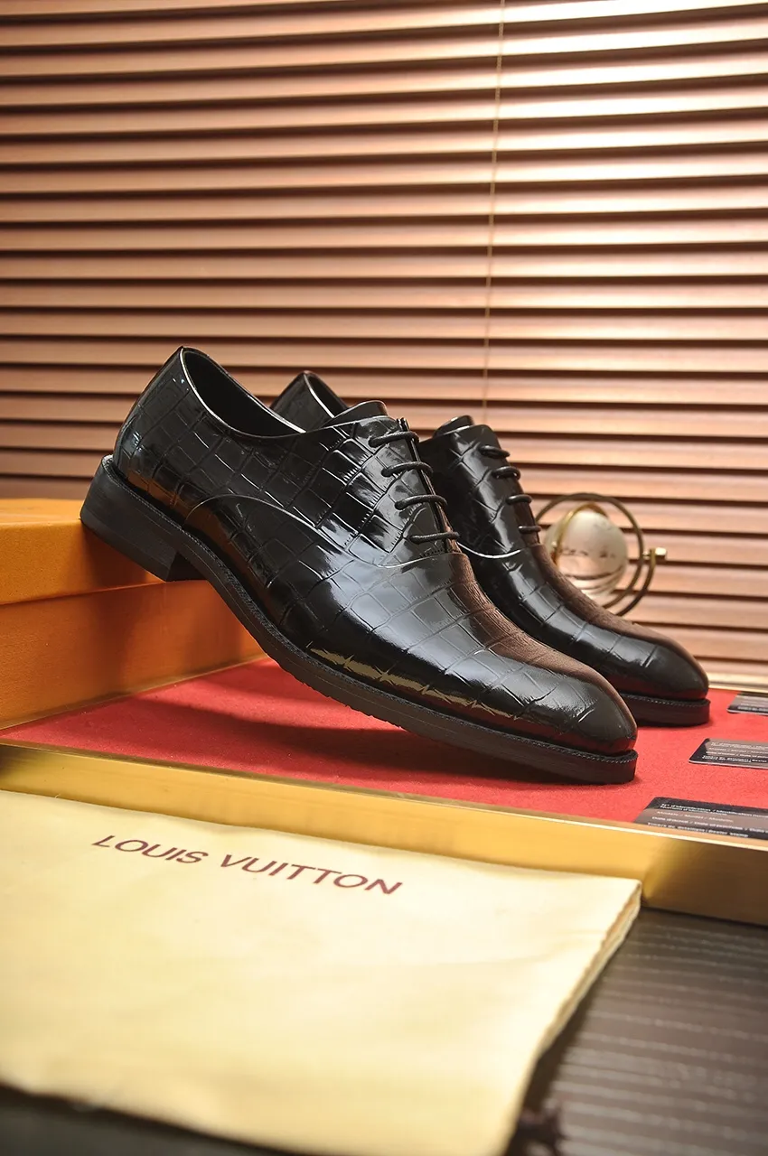 Men's shoes💰460💶【LOUIS VUITTON】(sheepskin lining) new cowhide LV formal shoes🎩🎩❗️🆘made one to one at the counter🎩original quality, imported cowhide upper➕full sheepskin lining➕original rubber outsole, {high quality visible}👣Size: 38-45 (45 custom-made)